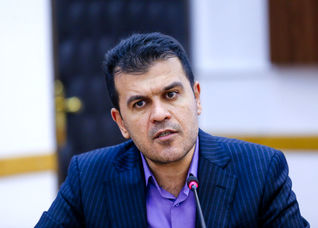 معاون علمی پزشکیان معاون اقتصادی خود را عزل کرد