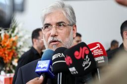 وزیر علوم: ایران به تقویت رشته‌های حساس علمی ادامه خواهد داد