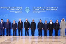 
رئیس‌جمهور ایران ۵ چشم‌انداز پیشروی این بلوک اقتصادی را تشریح کرد/تداوم سیاست همسایگی در قفقاز جنوبی